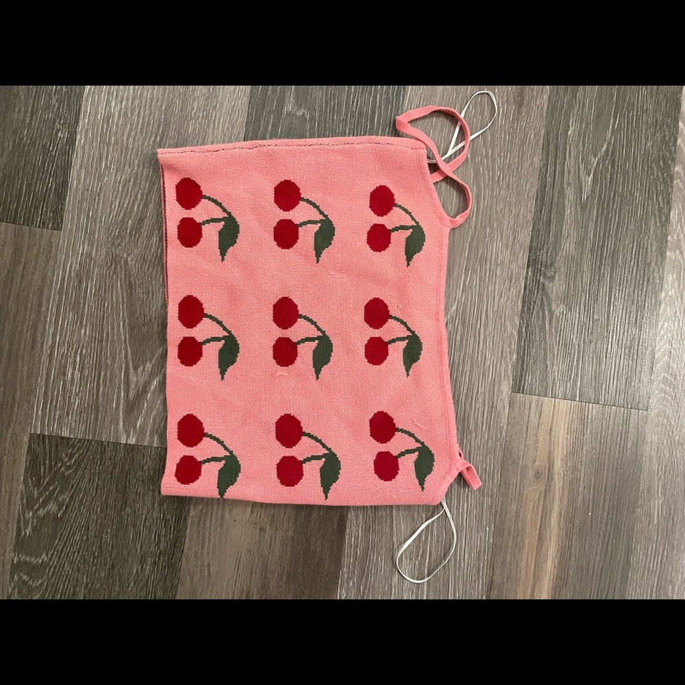 VRG GIRL CHERRY TOP